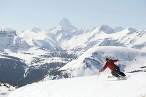 Banff Rocky Mountain Resort