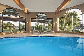Courtyard by Marriott La Crosse