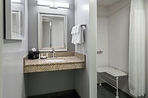 Courtyard by Marriott La Crosse