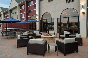 Courtyard by Marriott La Crosse