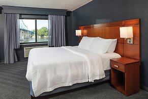 Courtyard by Marriott La Crosse