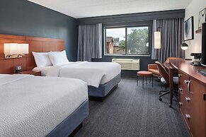 Courtyard by Marriott La Crosse
