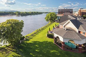 Courtyard by Marriott La Crosse