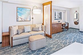 Hyatt Place Waikiki Beach