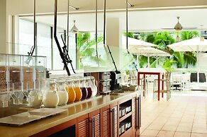 Hyatt Place Waikiki Beach