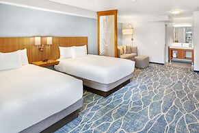 Hyatt Place Waikiki Beach