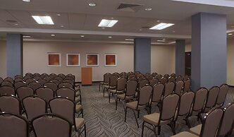 Hyatt Place Waikiki Beach