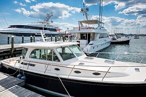The Newport Harbor Hotel & Marina
