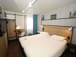 ibis Saint Lo La Chevalerie