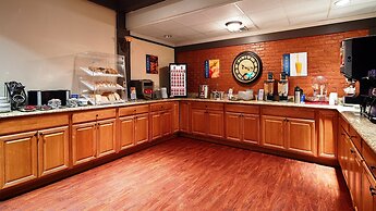 SureStay Plus Hotel by Best Western Lehigh Valley