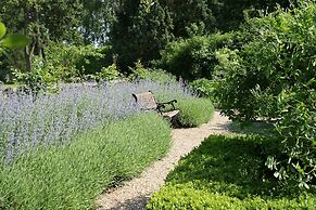 Esseborne Manor Hotel