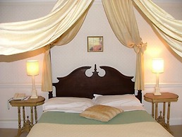 Esseborne Manor Hotel