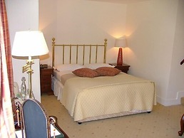 Esseborne Manor Hotel