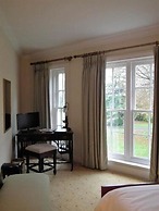 Esseborne Manor Hotel