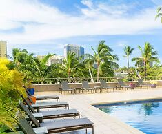 DoubleTree by Hilton Hotel Alana - Waikiki Beach