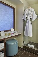 DoubleTree by Hilton Hotel Alana - Waikiki Beach