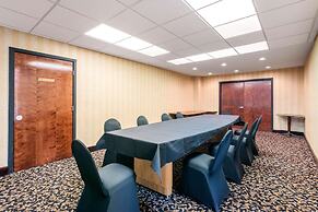 Quality Inn & Suites Tarpon Springs South