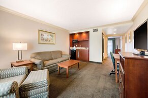 Quality Inn & Suites Tarpon Springs South