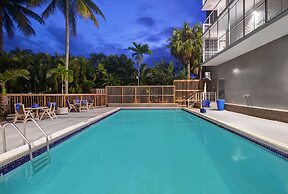 Motel 6 Cutler Bay, FL