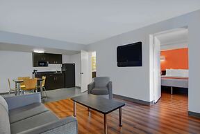 Motel 6 Cutler Bay, FL