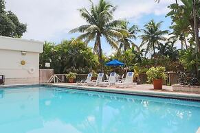 Motel 6 Cutler Bay, FL