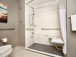 Hampton Inn by Hilton Halifax Downtown