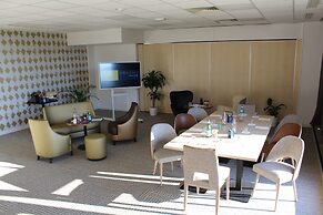 Golden Tulip Roissy Saint Witz