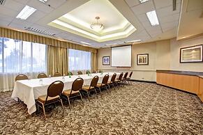 Holiday Inn & Suites Windsor Ambassador Bridge by IHG