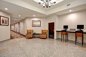 Holiday Inn & Suites Windsor Ambassador Bridge by IHG