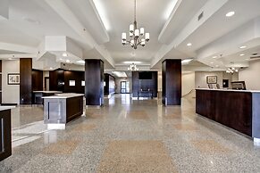 Holiday Inn & Suites Windsor Ambassador Bridge by IHG