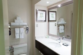 Holiday Inn & Suites Windsor Ambassador Bridge by IHG