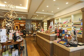 Little America Hotel