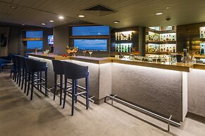 Hotel Dom Henrique Downtown