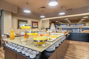 Hotel Dom Henrique Downtown