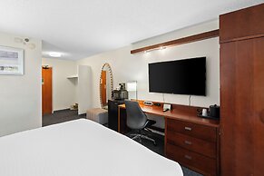 88 Palms Hotel & Event Center