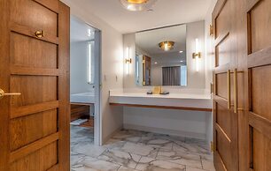 Holiday Inn New Orleans - Downtown Superdome by IHG