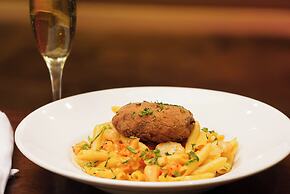 Holiday Inn New Orleans - Downtown Superdome by IHG