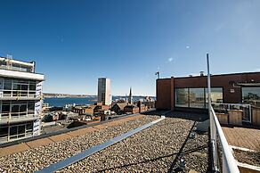 Cambridge Suites Hotel