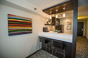 Cambridge Suites Hotel