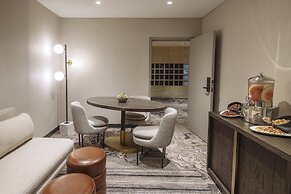 Loews Nashville Hotel at Vanderbilt Plaza