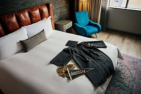 Loews Nashville Hotel at Vanderbilt Plaza