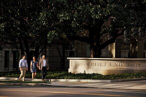 Loews Nashville Hotel at Vanderbilt Plaza
