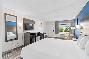 Baymont by Wyndham Orlando East