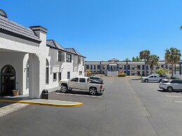 Baymont by Wyndham Orlando East