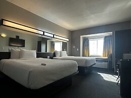 Microtel Inn & Suites by Wyndham Quincy Downtown/River Area