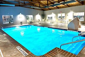 Microtel Inn & Suites by Wyndham Quincy Downtown/River Area