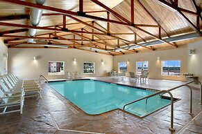 Microtel Inn & Suites by Wyndham Quincy Downtown/River Area
