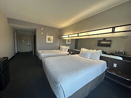 Microtel Inn & Suites by Wyndham Quincy Downtown/River Area