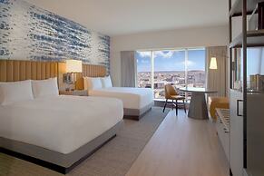 Doubletree by Hilton Cedar Rapids Convention Complex