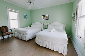 Amsterdam's Curry Mansion Inn